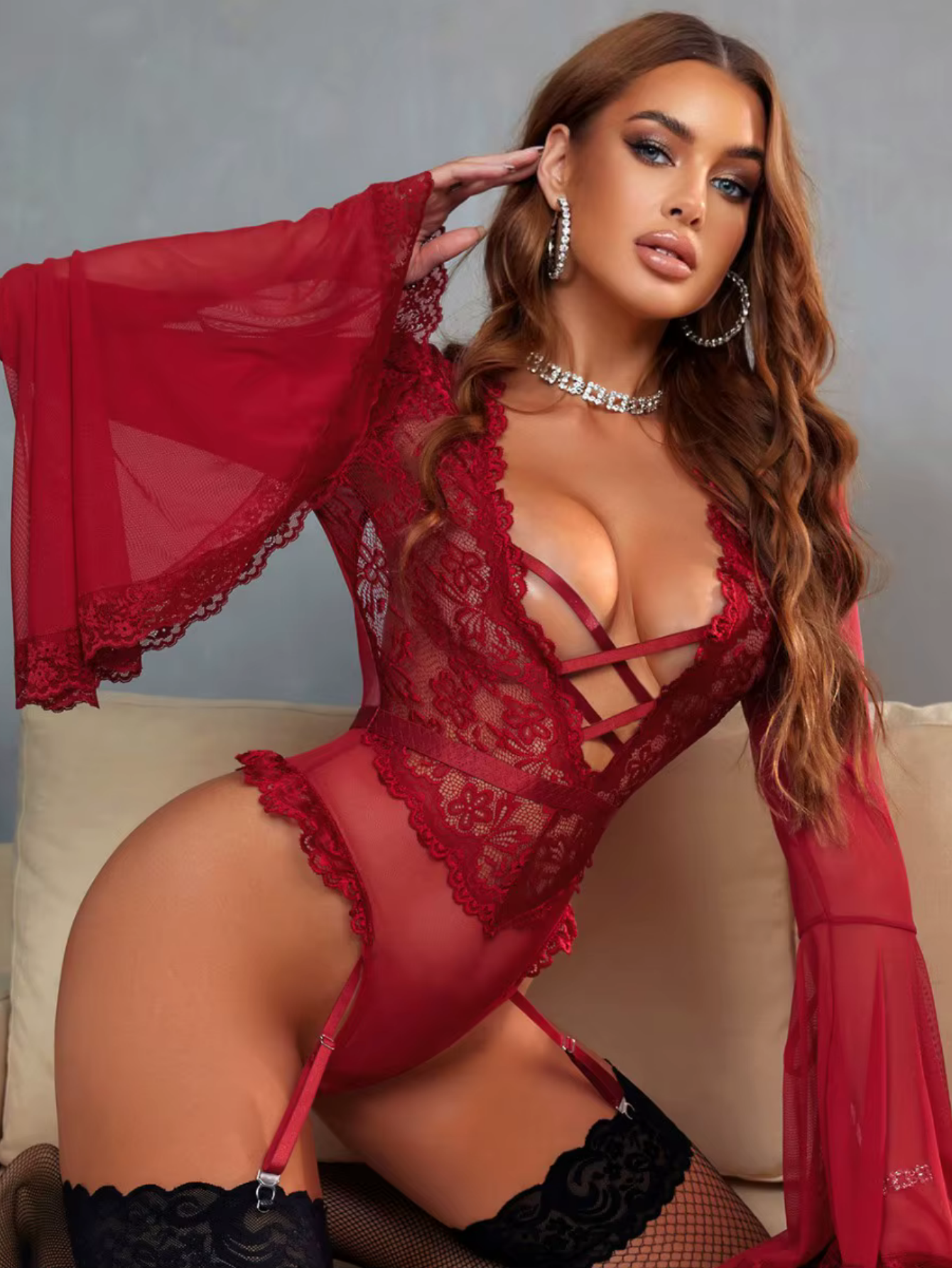 Body à dos nu en V profond à manches longues à volants brodés pour femmes