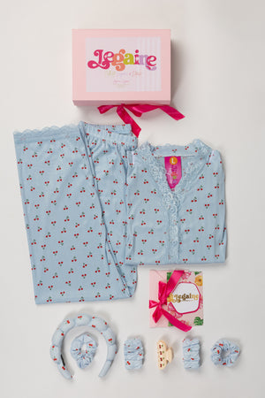 Coffret cadeau Jegaine pyjama femme bleu pastel à carreaux avec accessoires cocooning