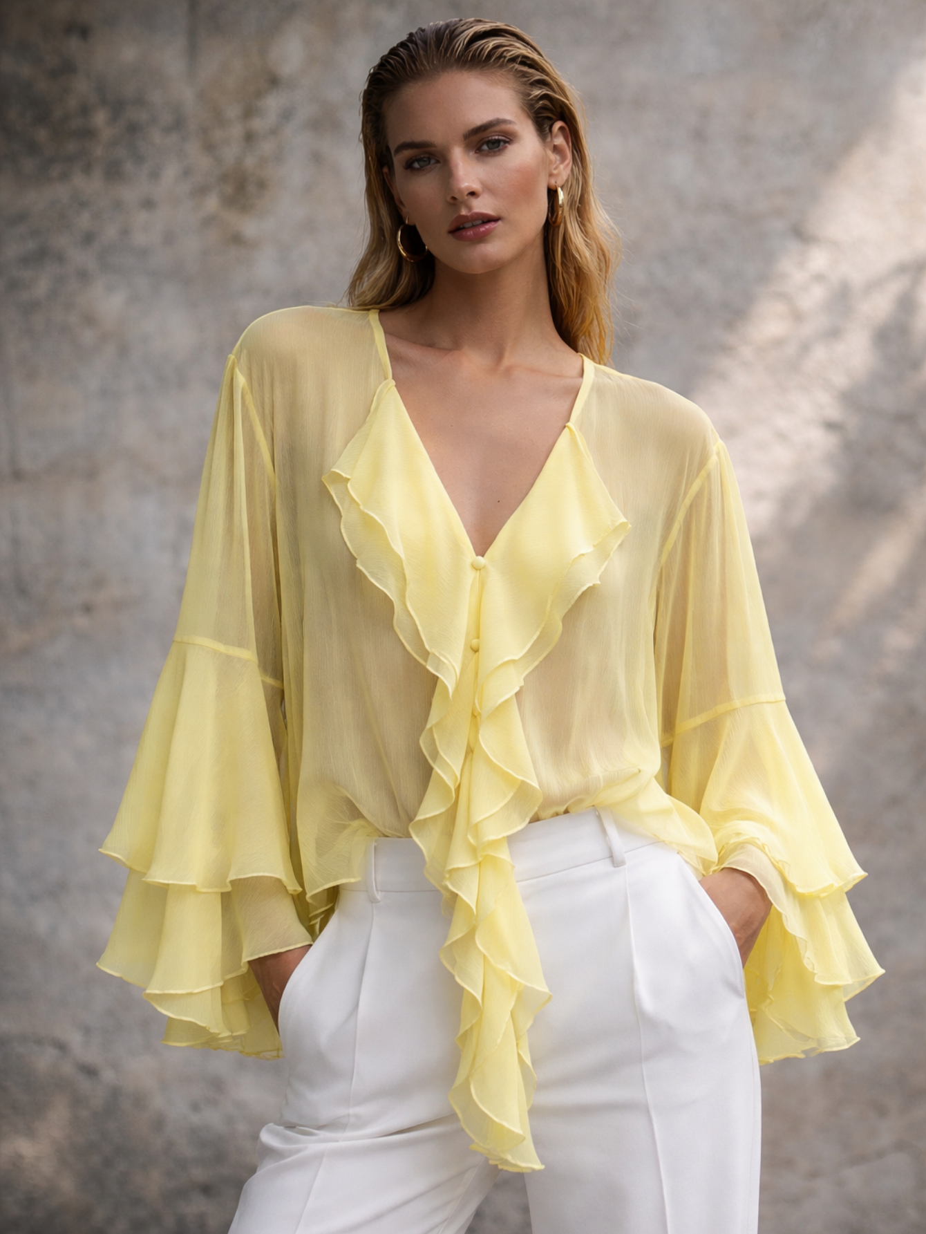 Blouse volants manches cloche