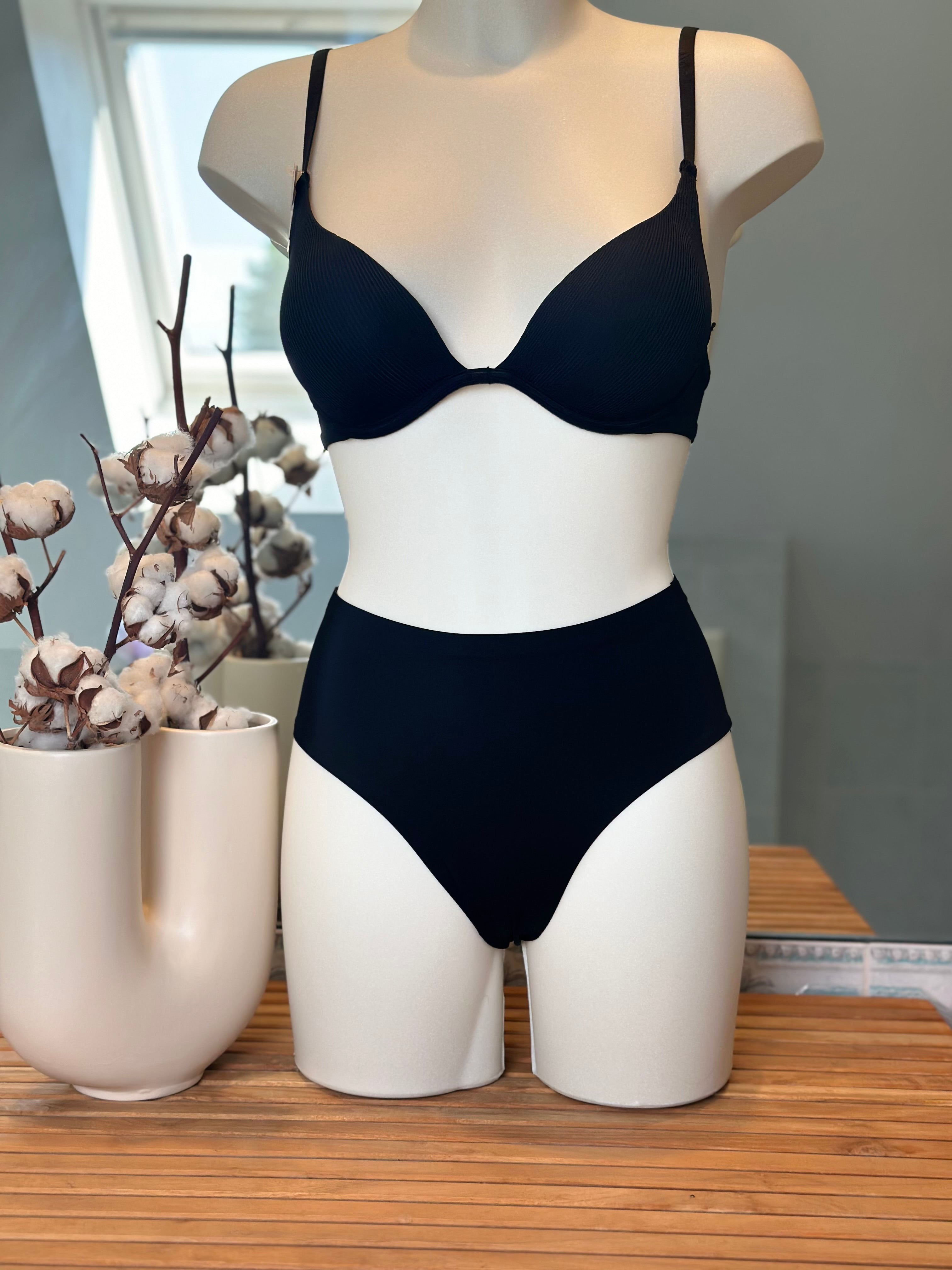 Ensemble triangle sans armature confortable