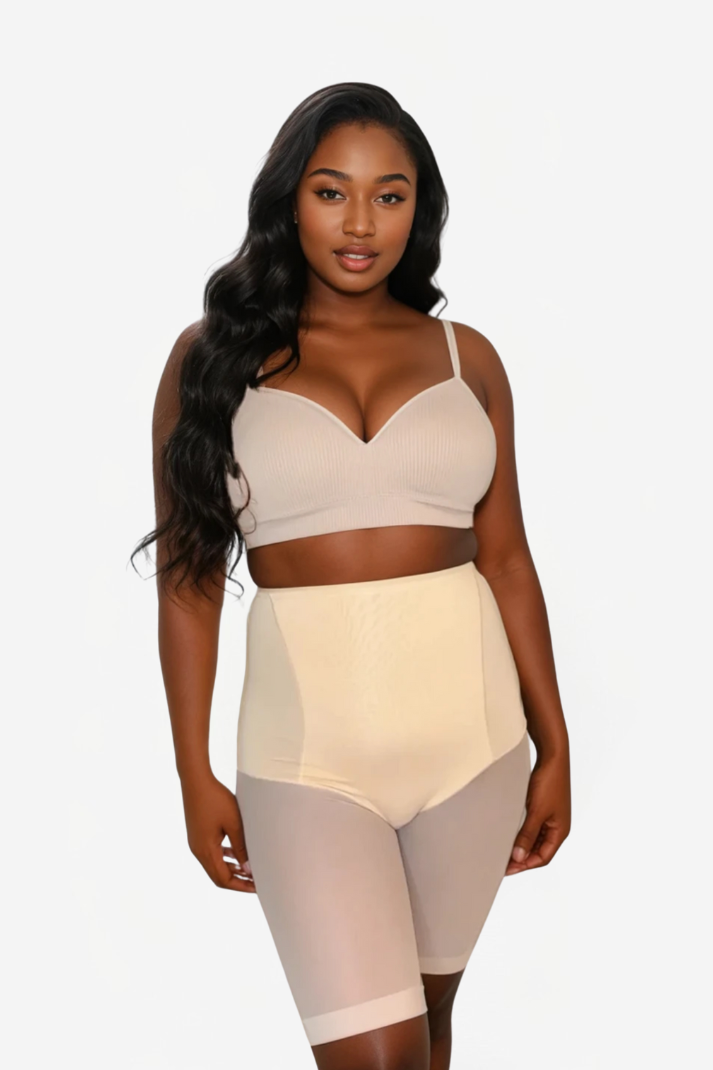 Short gainant taille haute ventre et les cuisses